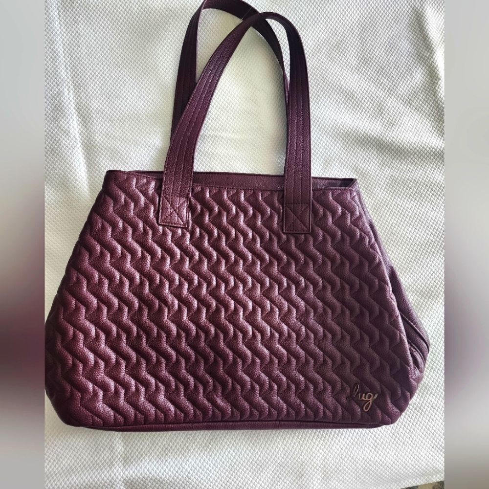 Lug Tempo Tote Vegan Leather bag, beautiful wine color!